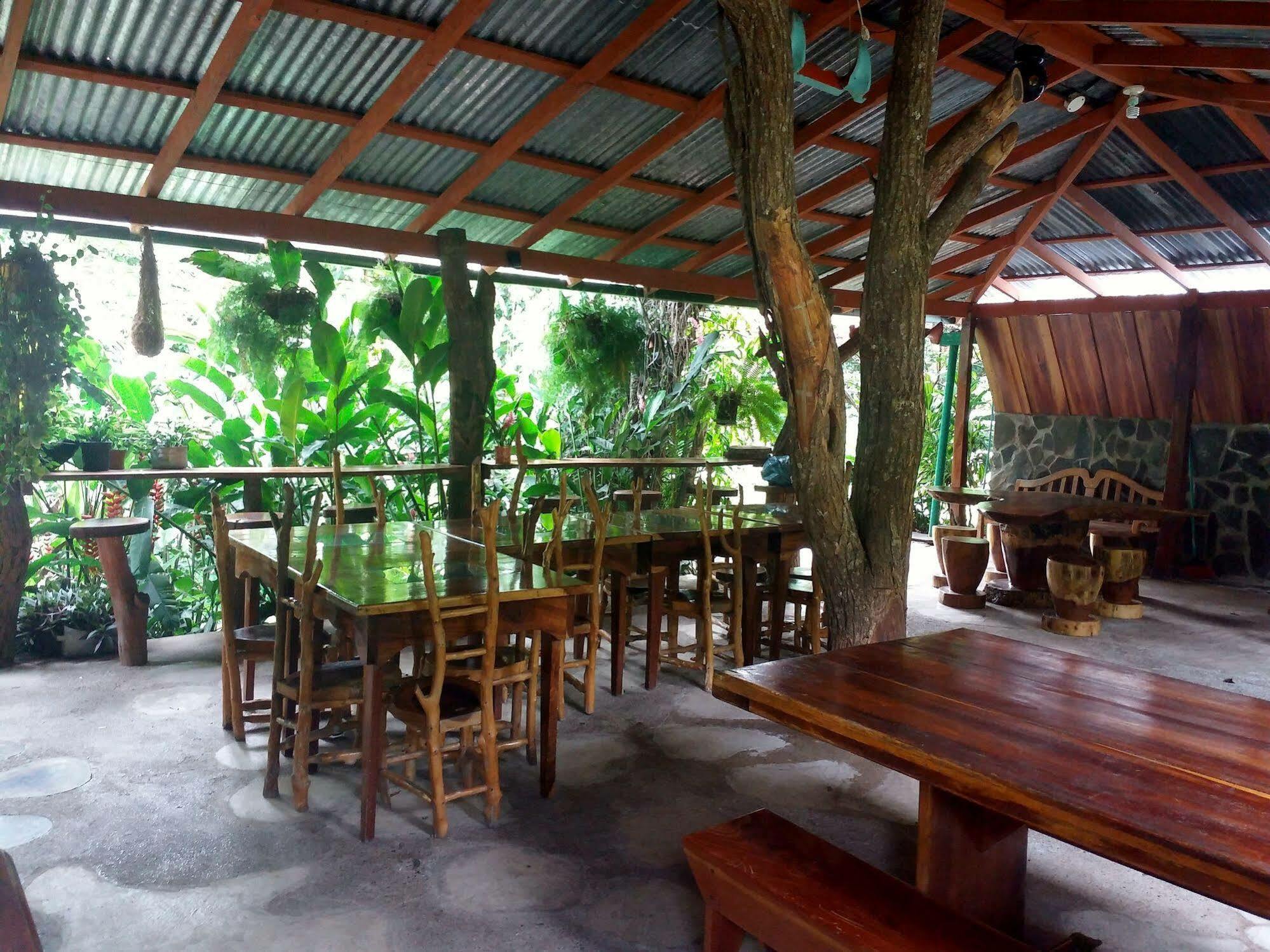 Rancho De Lelo Ecolodge Monteverde Bagian luar foto